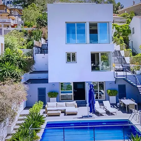 Stylish Villa In Quint Mar With Stunning Sea Views Holiday home *